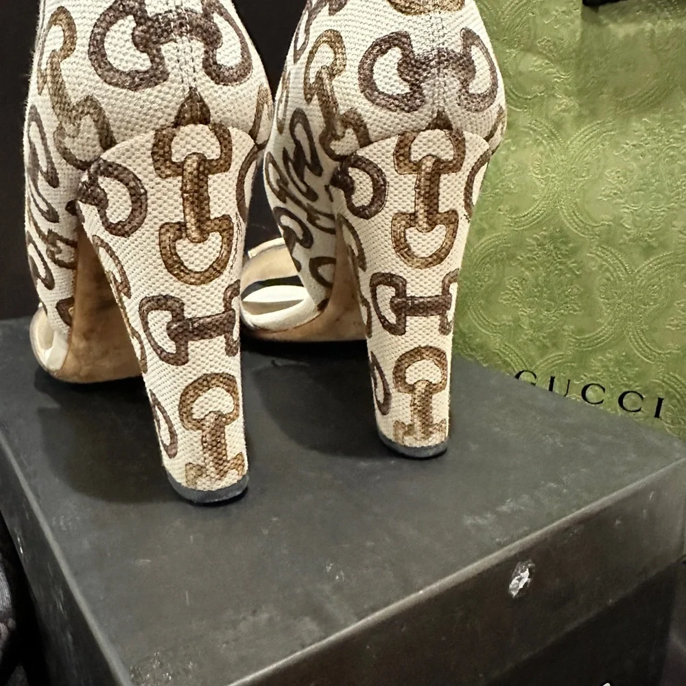 Relived Sand Tess, Senna Horsebit Bamboo MD/Lifford Gucci Heels -Accept offers. - Picture 5 of 7